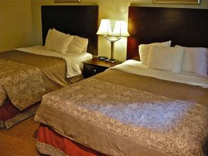 Others 4 Super 8 Coos Bay