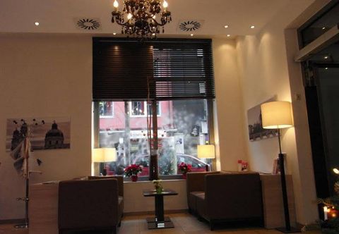 Others H+ Muenchen City Centre B And B