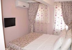 Others 6 Huxley Old City