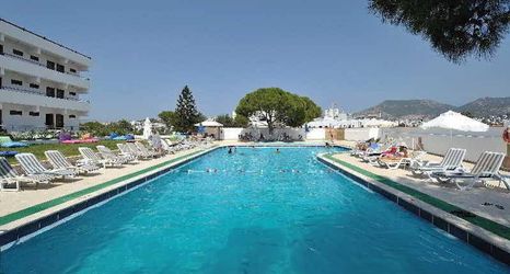 Others 2 The Best Life Hotel