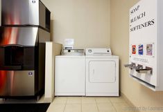 其他 6 Holiday Inn Express Burleson Forth Worth