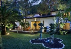 Others 7 Club Salima