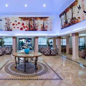 Crystal Flora Beach Resort1 , 飯店Balmy Beach resort