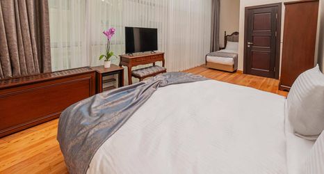 Others 2 Ring Stone Hotels Old City