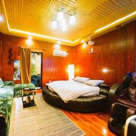 Hotel Main Pic 1 Rainbow's Home Homestay, Jing'an Temple Hotels