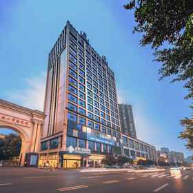 Hotel Main Pic 1 Chonpines Hotel Leshan Giant Buddha, Jinkouhe Qu Hotels