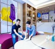 ล็อบบี้ 2 Lavande Hotel (Chongqing West Railway Station Baguocheng)