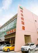 Hotel Exterior 维也纳酒店(苏州东方之门金鸡湖店)