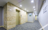 Others 7 Haiyou Hotel (Shanghai Hongqiao Songyuan Road)