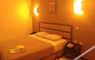 อื่นๆ 4 Hotel Lestari Near Lippo Plaza Mall Jember