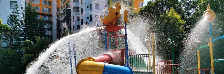Lainnya HomeStay Fhs @ Free Water Theme Park Tickets Suite