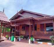 Others 3 D'Razna Chalet Pantai Seberang Takir