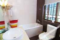 Toilet Kamar Flower Inn West Lake