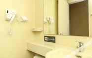 In-room Bathroom 4 7天连锁酒店(天津长虹公园地铁站店)