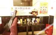 Lobby 3 速8酒店(上海松江车墩影视城南姚路店)