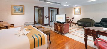 Kamar Tidur 3 Sunlake Waterfront Resort & Convention Jakarta