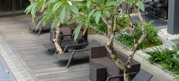 Kolam Renang 2 Conjioo Hotel Kuta Managed by MHM