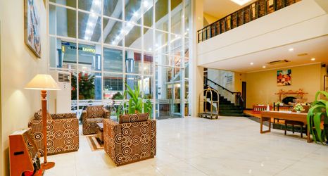 Lobby 2 Hotel Dafam Pekalongan