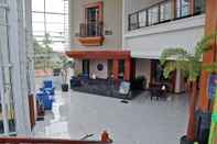 Lobby Hotel Dafam Semarang