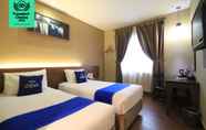 Kamar Tidur 2 Hotel Dafam Cilacap