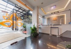 ล็อบบี้ 2 Hotel Alqueby near Kiara Artha Park Mitra RedDoorz
