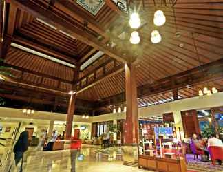 Lobi 2 Lorin Solo Hotel