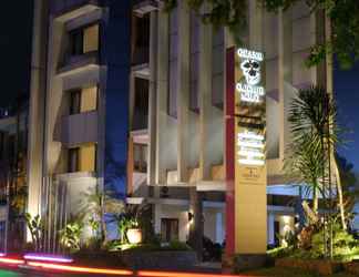 Luar Bangunan 2 Grand Orchid Hotel Solo