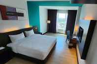 Bangunan Kings Hotel Nagoya Batam