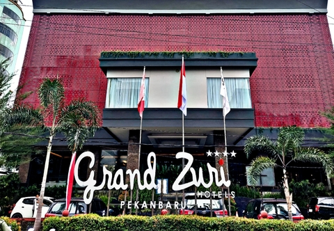 Bangunan Grand Zuri Hotel Pekanbaru