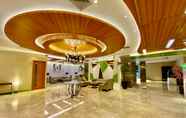 Sảnh chờ 6 Whiz Prime Hotel Kelapa Gading