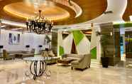 Lobby 5 Whiz Prime Hotel Kelapa Gading