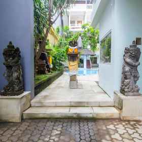 Exterior / Building 1 Capital O 93809 Wida Hotel, Hotel Joni Restaurant