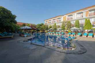 Luar Bangunan 4 Kuta Beach Club Hotel