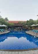 SWIMMING_POOL Kuta Beach Club Hotel