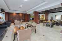 Lobby Urbanview Hotel Taman Suci Denpasar Bali