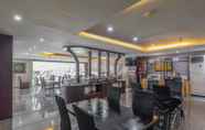 Restaurant 7 Hotel Continent Centrepoint Makassar