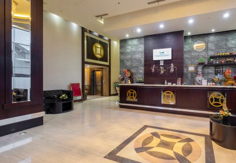 Lobby Hotel Continent Centrepoint Makassar