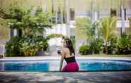 Kolam Renang 3 LPP Garden Hotel