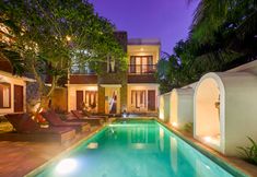 Swimming Pool 6 U Tube Hotel