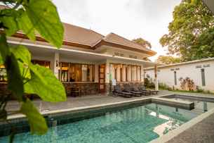 Hotel Blambangan, Rp 476.112