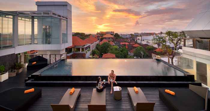 Kolam Renang Fashion Hotel Legian