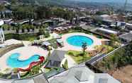 Swimming Pool 4 Surya Hotel & Cottages Prigen