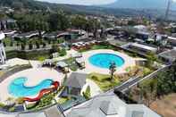 Swimming Pool Surya Hotel & Cottages Prigen