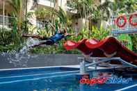 Swimming Pool Eastparc Hotel Yogyakarta