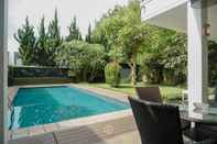 สระว่ายน้ำ 5 BR CITY VIEW VILLA WITH A PRIVATE POOL 1