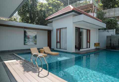 Swimming Pool 7 BR Mountain View Villa with a private pool 1