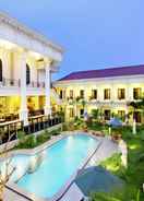 EXTERIOR_BUILDING The Grand Palace Hotel Yogyakarta