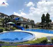 Swimming Pool 2 Parama Hotel Puncak