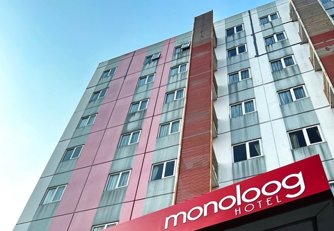 Lobi Monoloog Hotel Pekanbaru