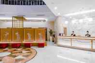 Lobby Cavinton Hotel Malioboro Yogyakarta by Tritama Hospitality